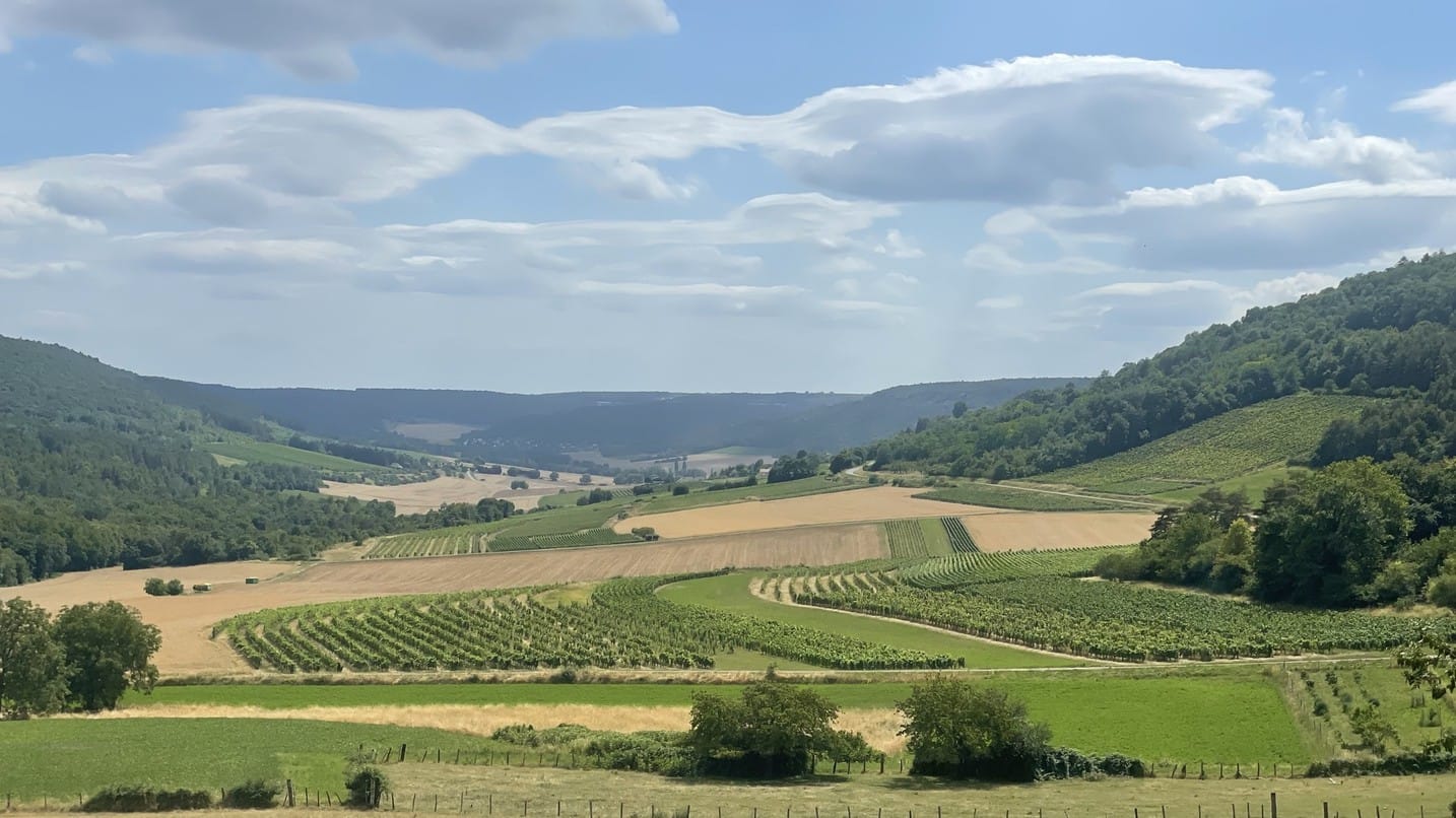 Les Hautes-Côtes de Bourgogne — vignes et collines